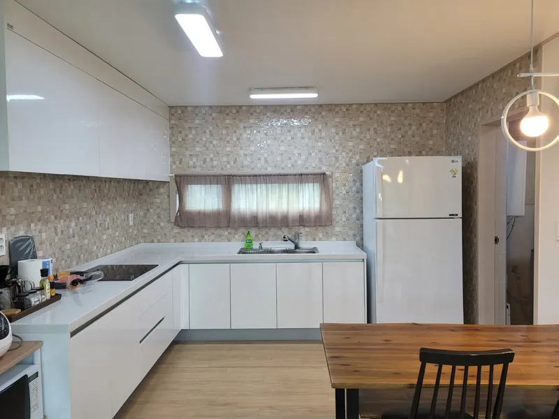 [Gujwa, Jeju] A detached house with a large stone wall and yard (Rosemary) 23