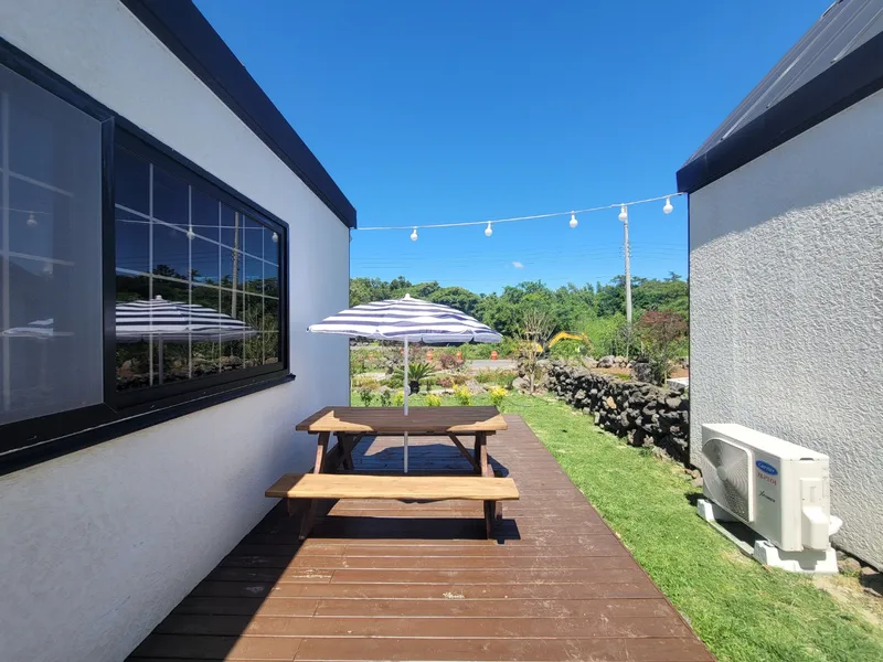 [Jocheon, Jeju] Newly built detached house A with a private yard embracing the Gotjawal forest 25