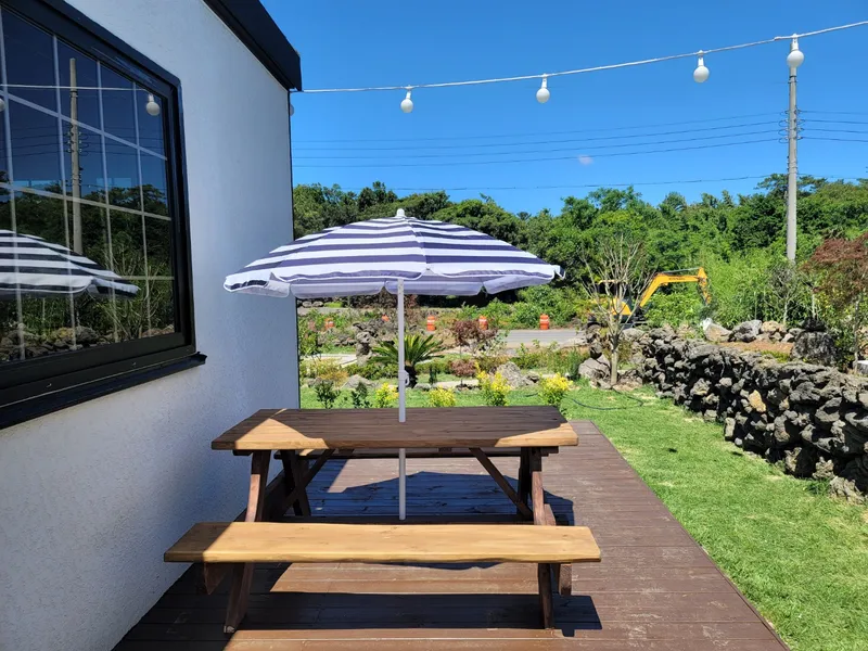 [Jocheon, Jeju] Newly built detached house A with a private yard embracing the Gotjawal forest 26