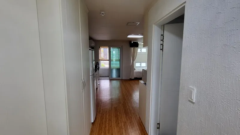 [Pyoseon, Seogwipo] (Pyo Seon-an) 1/27~70% discount 1 minute from the beach 15 pyeong (hotel style) 2nd floor with full options 2