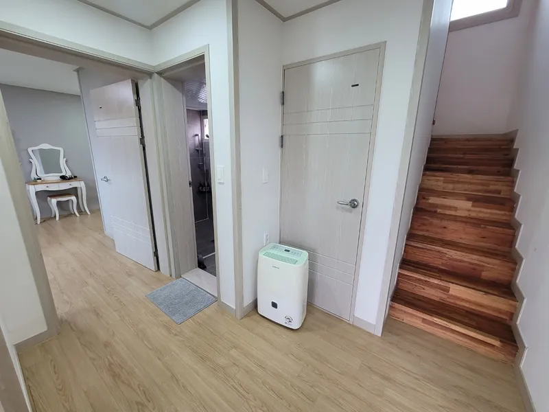 [Gujwa, Jeju] A detached house with a large stone wall and yard (Rosemary) 28