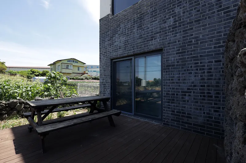 [Jocheon, Jeju] Clean remodeled house_ 1F-Terrace Room B 12