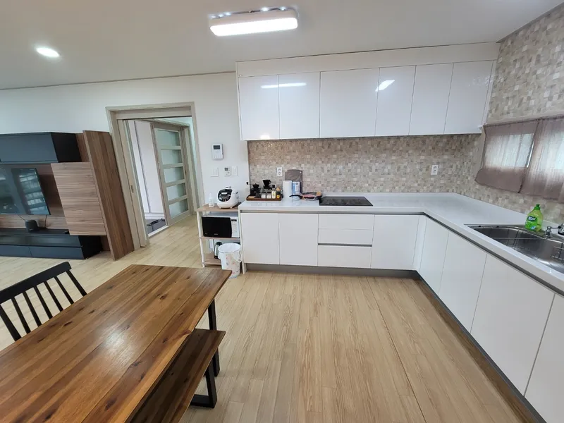 [Gujwa, Jeju] A detached house with a large stone wall and yard (Rosemary) 26