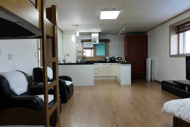 [Namwon, Seogwipo] Oville House Ocean View Two-room 2nd floor group, family unit housing #public and private 6
