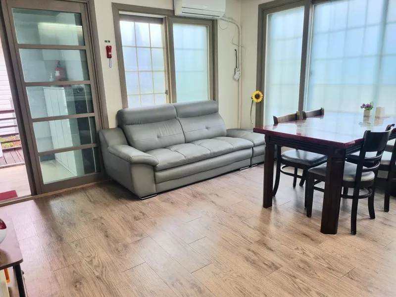 [Andeok, Seogwipo] 2-room detached house with a lawn yard, 25 pyeong - Building E 32