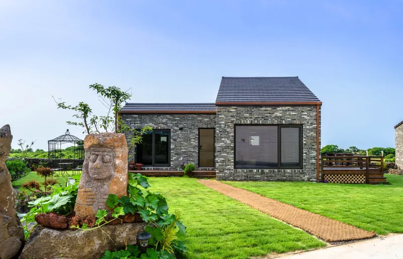[Jocheon, Jeju][Jeju Hamdeok] Ocean view detached one-room duplex with private swimming pool, 2 buildings 22