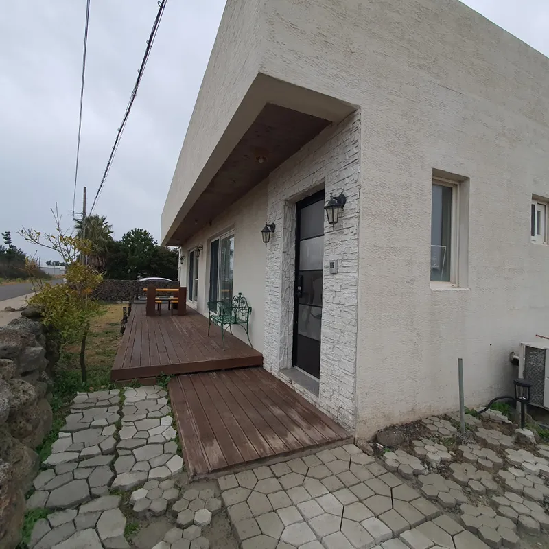 [Hangyeong, Jeju] Quiet rural village antique atmosphere three-room detached house #Pets allowed 20
