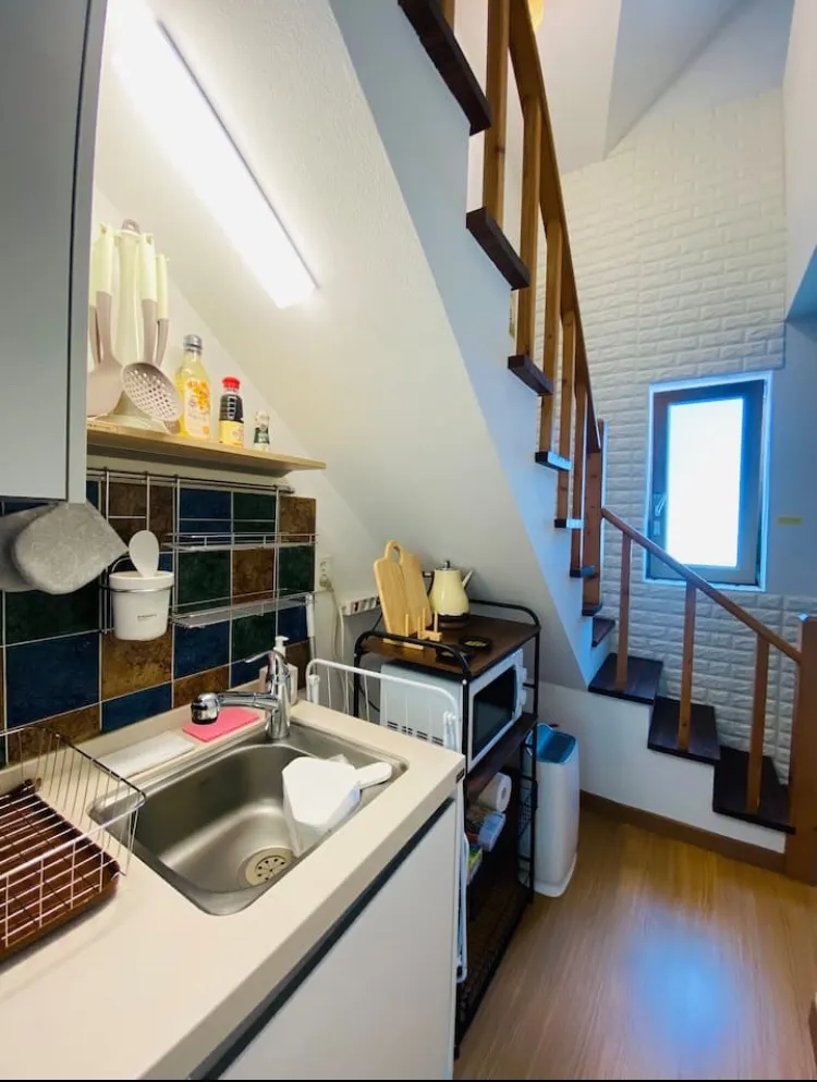 [Aewol, Jeju] Private House_2nd Floor Loft_Camping Table_3 Beds_Atmospheric Accommodation 73