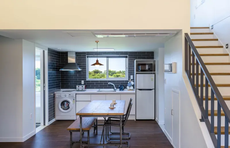 [Jocheon, Jeju][Jeju Hamdeok] Ocean view detached one-room duplex with private swimming pool, 2 buildings 7