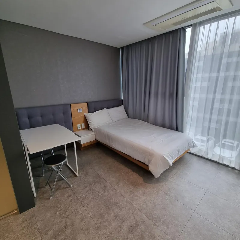 [Topyeong-dong, Seogwipo] Hotel-style twin-paned glass window for 1-2 people Cozy accommodation A 8