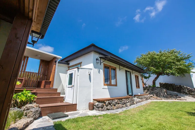[Jocheon, Jeju] Neat, newly built detached two-room house with a yard_Lower unit #JejuStoneWall 51
