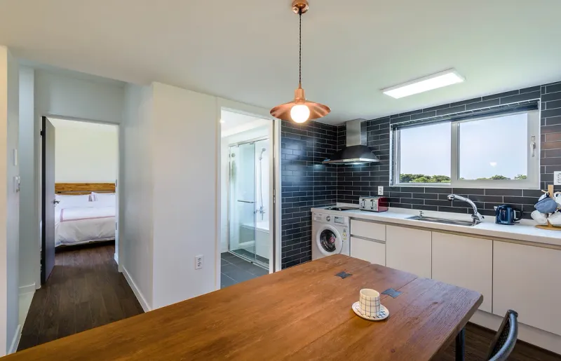 [Jocheon, Jeju][Jeju Hamdeok] Ocean view detached one-room duplex with private swimming pool, 2 buildings 48