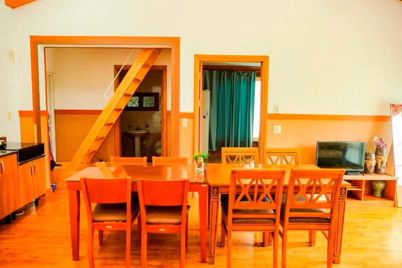 [Seohong-dong, Seogwipo] A large family unit with a large lawn 11