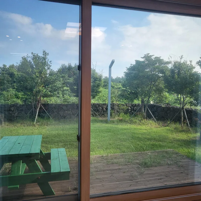 [Pyoseon, Seogwipo] Clean and quiet single-story house with a large garden / 27 pyeong / Land 100 pyeong2 4