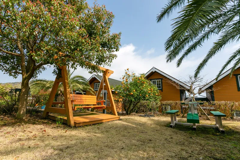 [Andeok, Seogwipo] Ocean View Cypress Wood Duplex Wooden Pension 18 Pyeong B #Utilities Included 18