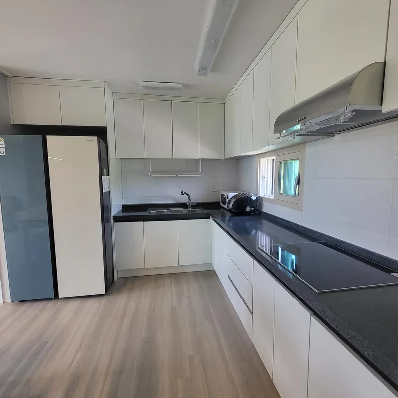 [Pyoseon, Seogwipo] Clean and quiet single-story house with a large garden/27 pyeong/100 pyeong of land 12