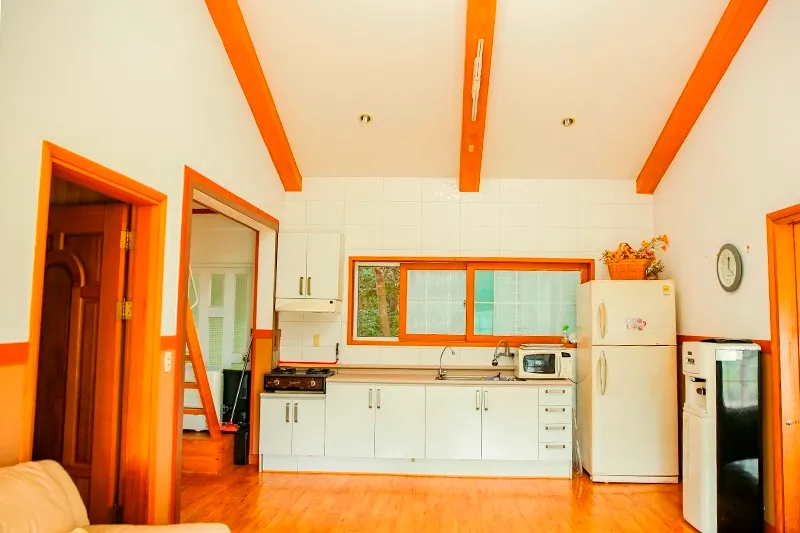 [Seohong-dong, Seogwipo] A large family unit with a large lawn 9