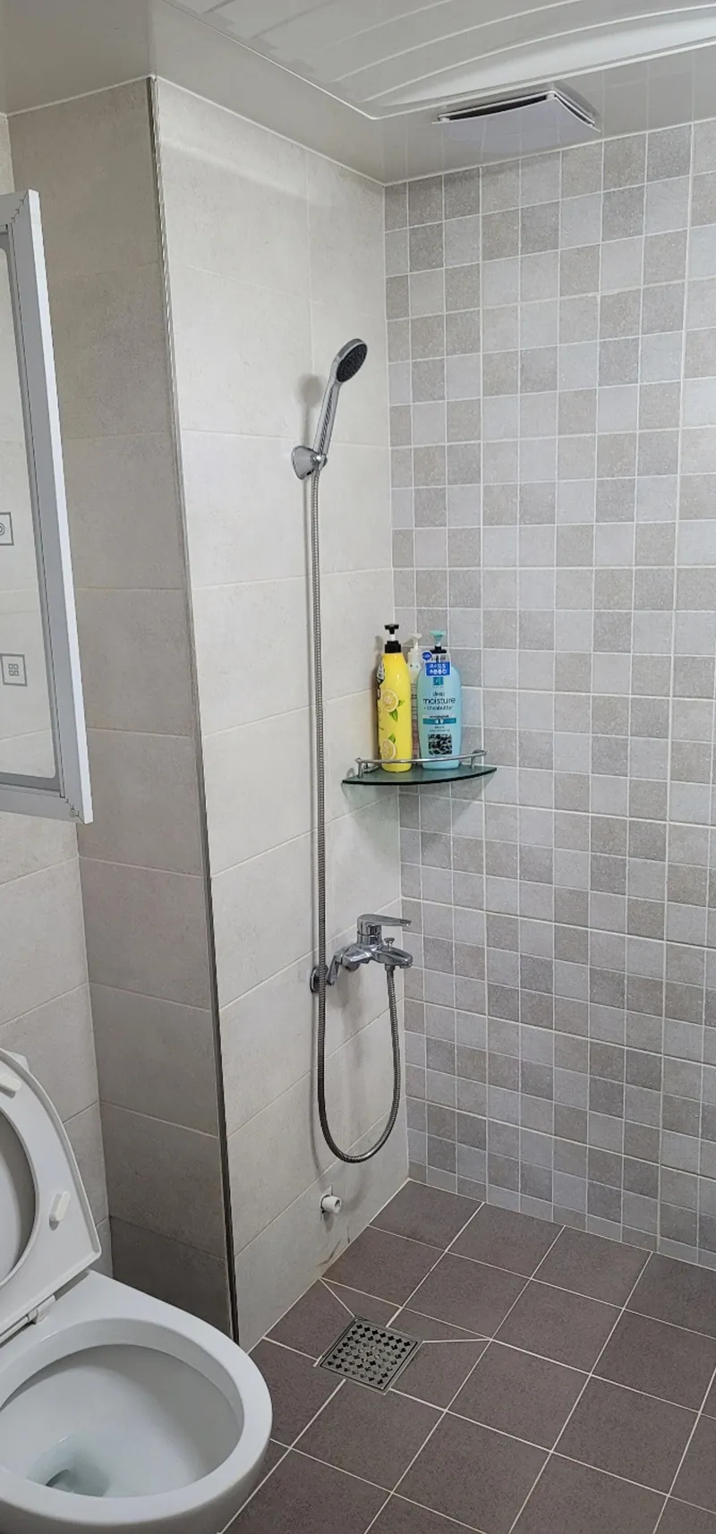 [Seogwi-dong, Seogwipo] Seogwipo City Hostel Room 203 (Twin) # Pet-friendly 5