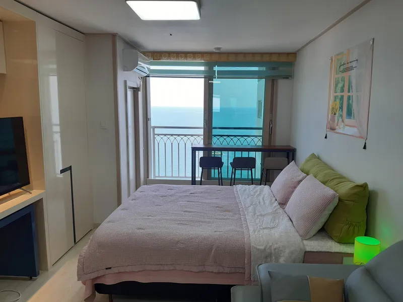 [Gangneung][Gangneung Jumunjin] Fully-furnished one-room apartment with East Sea view #9th floor ocean view #JK House 3