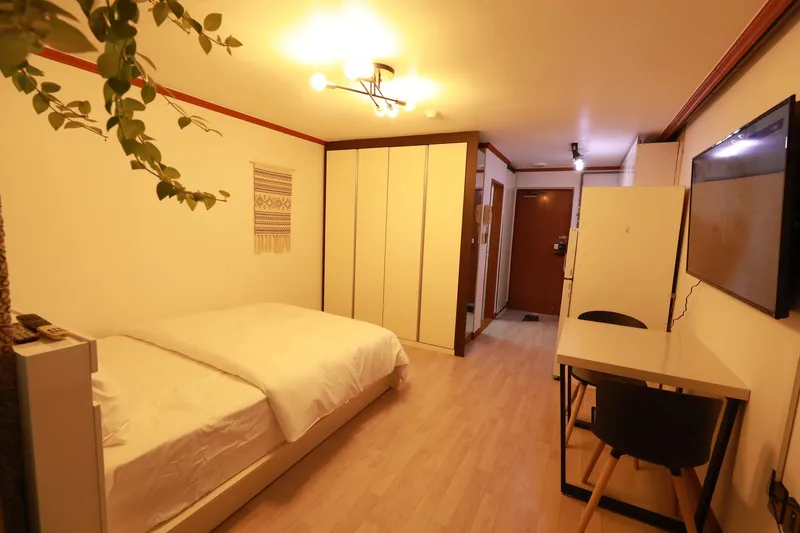 [Geoje] Officetel with good accessibility, 5 minutes by intercity bus, Homeplus, CGV 6