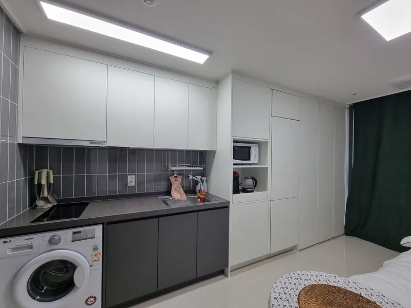 [Yeonje, Busan] Newly built one-room residence with a city view on a high floor #Right in front of Yeonsan Station #Near the station 5
