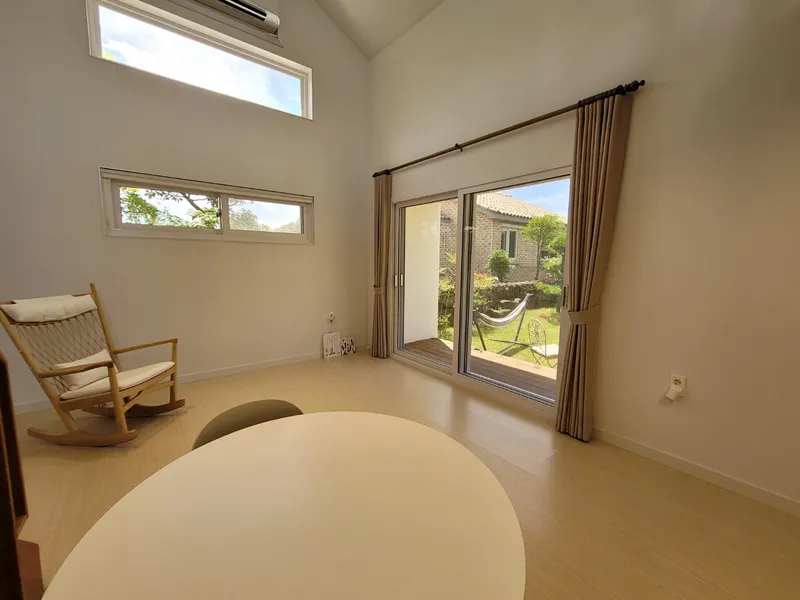 [Gujwa, Jeju] Madang #Low utility bills #3 people #New construction #Instagrammable #Duplex one room #No kids 12