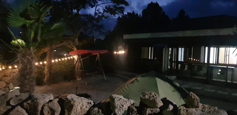 [Seongsan, Seogwipo] Two-room detached house with a large yard full of palm trees #BBQ 80