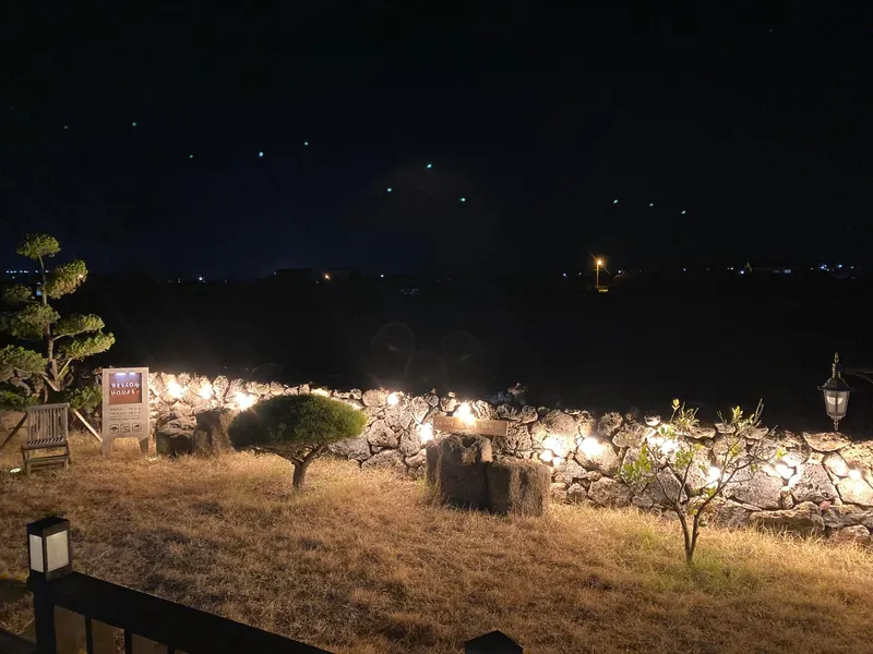 [제주 구좌][제주 세화] #마당있는 복층 독채#사계절 온수 자쿠지#먼바다뷰 2