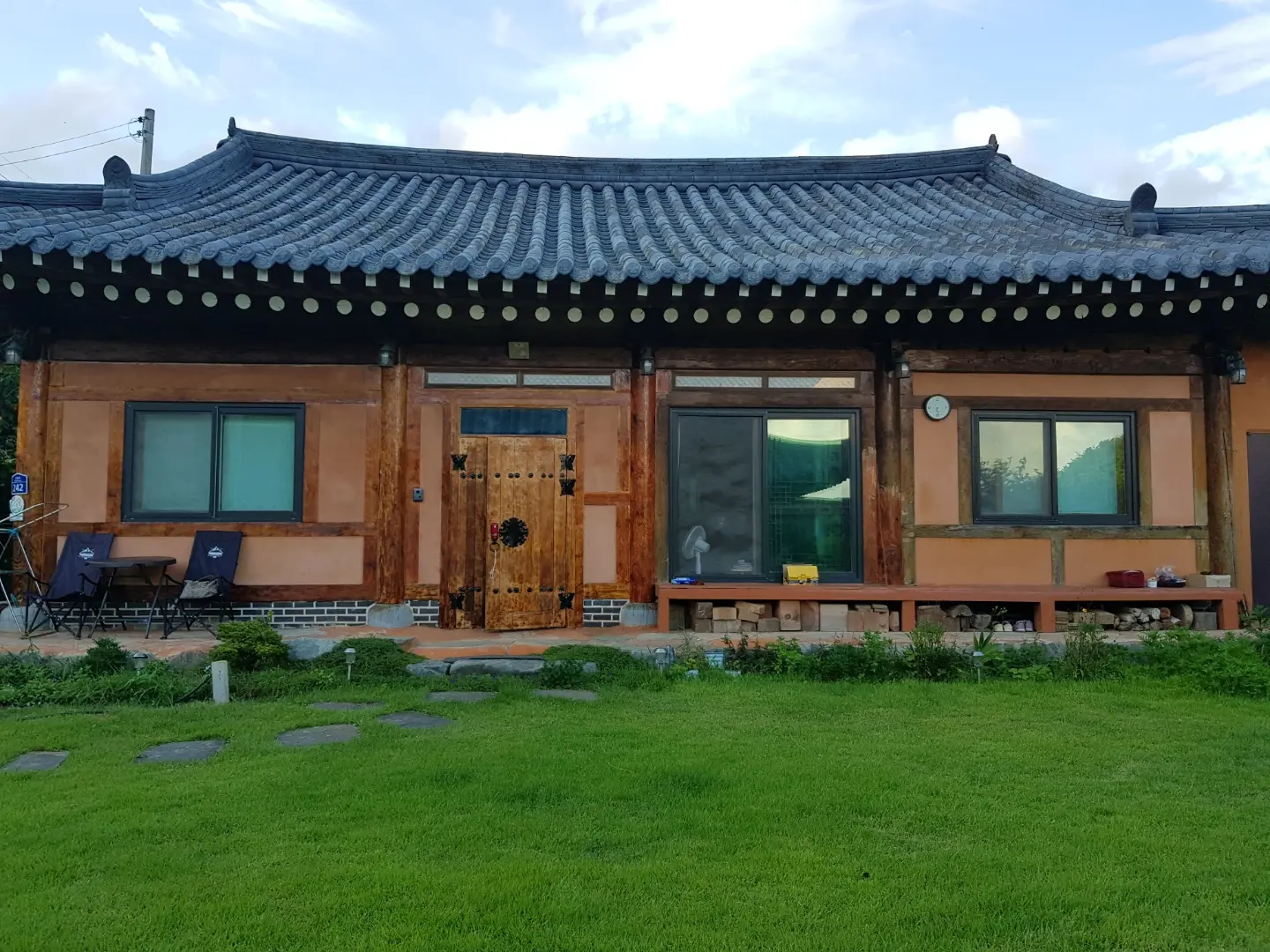 Jeonnam Naju Hanok One-Room Private Room with Lawn Yard #Sharehouse - main image