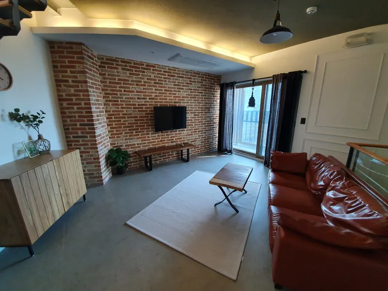 [Aewol, Jeju] Ocean view coastal cliff front 4-story independent emotional accommodation 2 buildings 8
