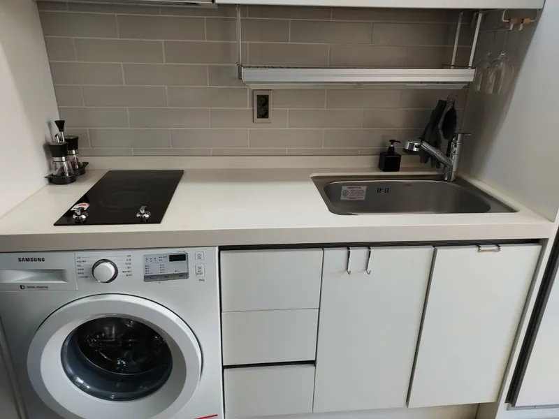 [Yeon-dong, Jeju] Near the airport ★ Beam projector, computer, dryer, coffee machine ★ Utilities included 27