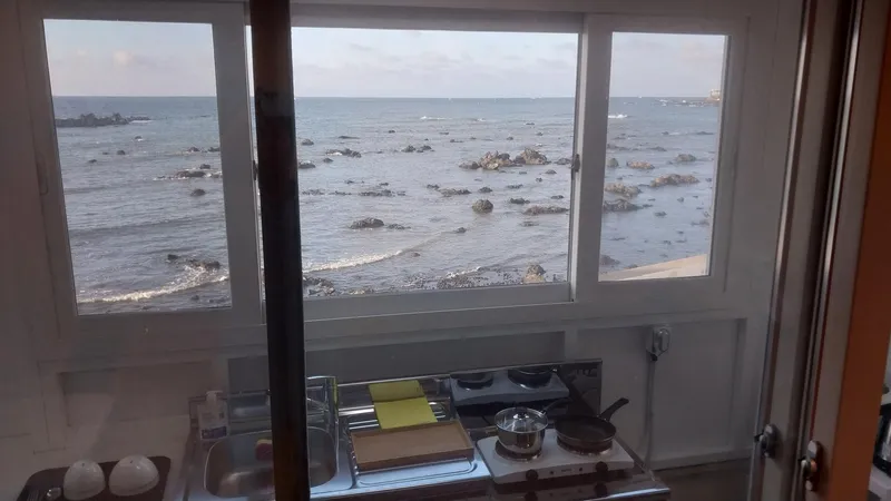 [Aewol, Jeju] Haguibada-ap Ocean View One Room 2nd Floor C #15 minutes from the airport 4