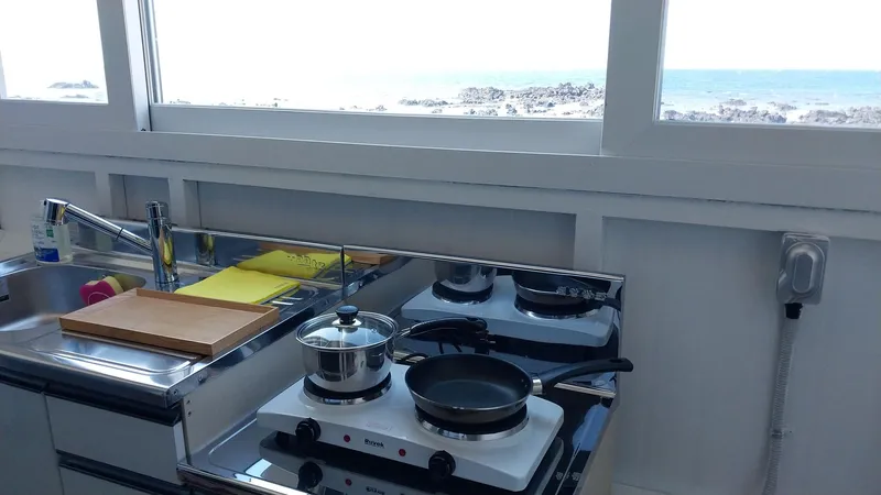 [Aewol, Jeju] Haguibada-ap Ocean View One Room 2nd Floor C #15 minutes from the airport 6