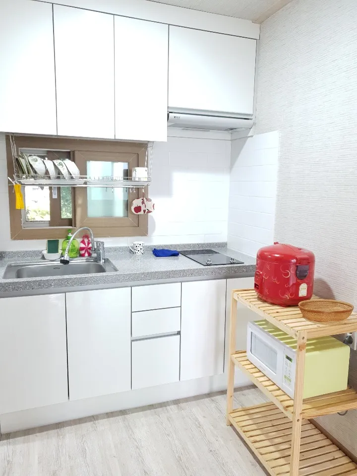 [Pyoseon, Seogwipo] 201, a country house full of humanity in a palm tree forest by the sea 7