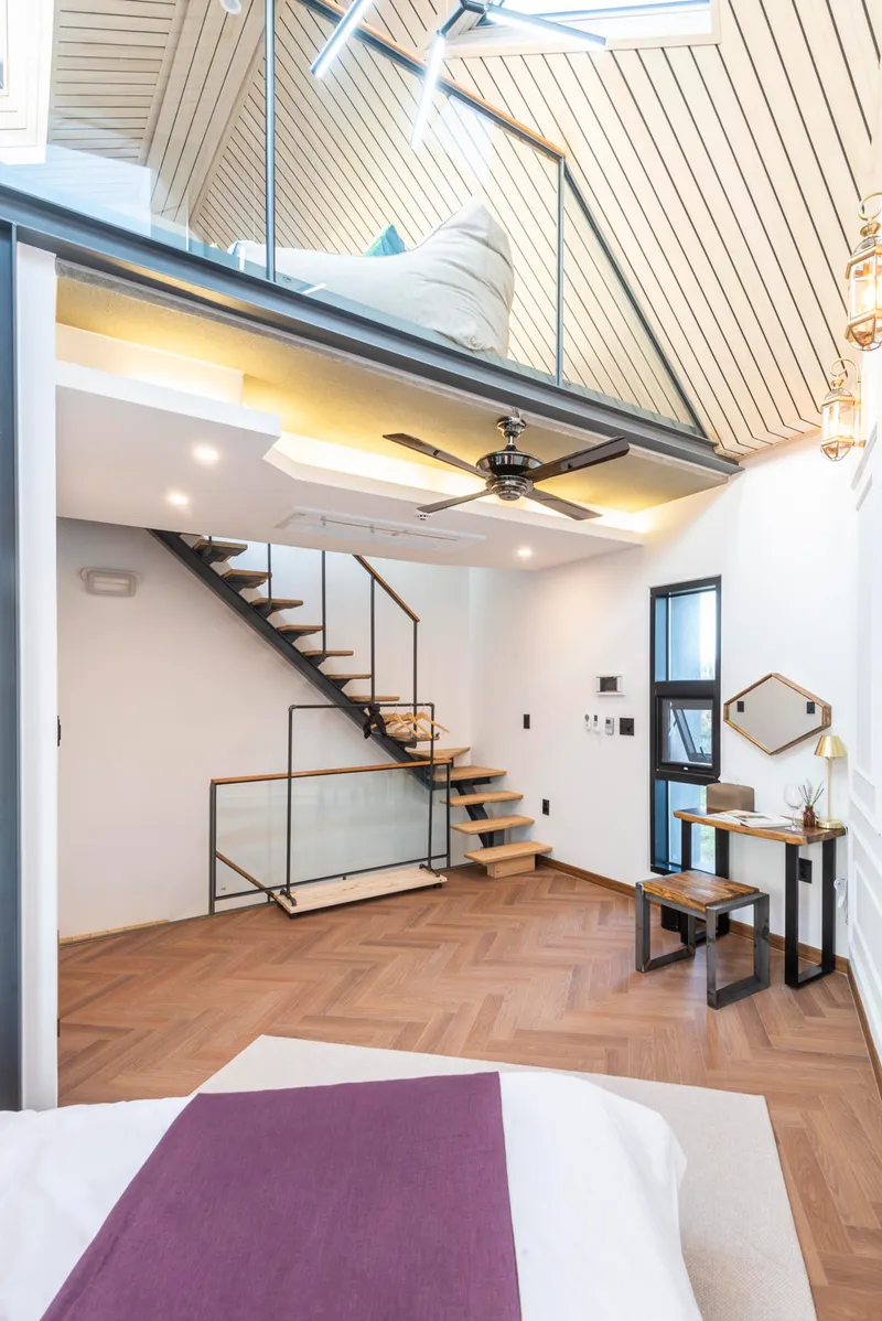 [Aewol, Jeju] Ocean view coastal cliff front 4-story independent emotional accommodation 2 buildings 11