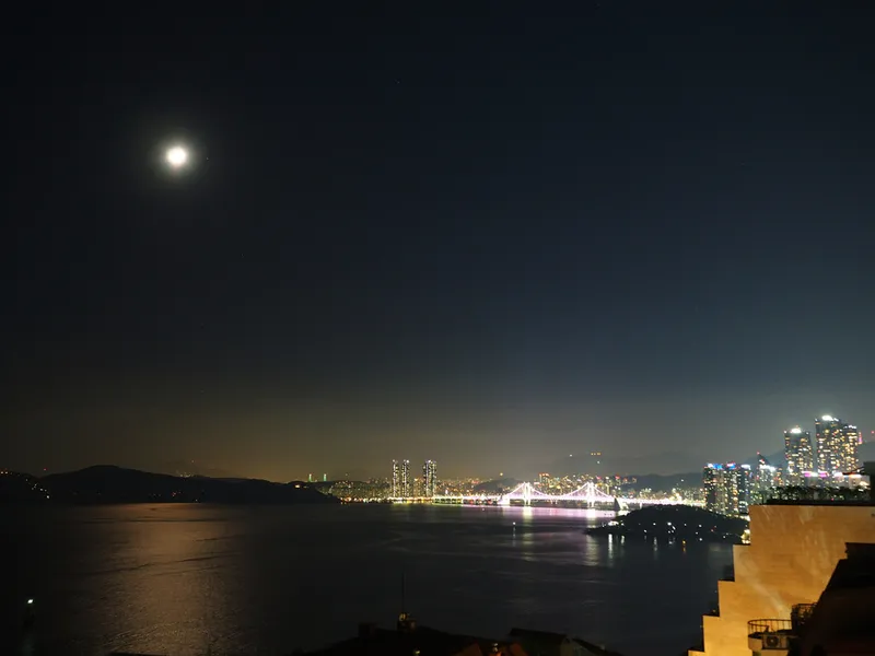 [부산 해운대] 오션뷰와 야경이 환상적인 달맞이 쓰리룸 32평 주차가능 17