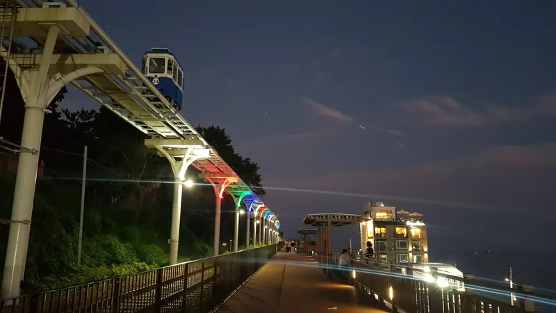 [부산 해운대] 미포하우스 해변열차와바다앞22 36