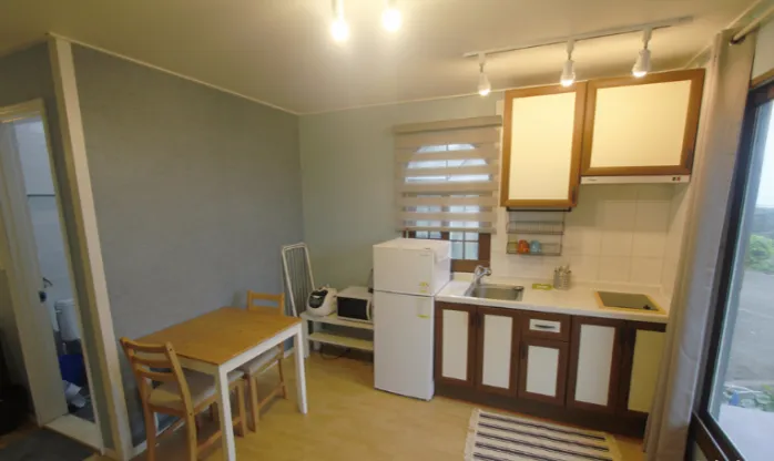 [Seongsan, Seogwipo] 1 minute walk to the sea, lawn yard, ocean view 1.5 room 5