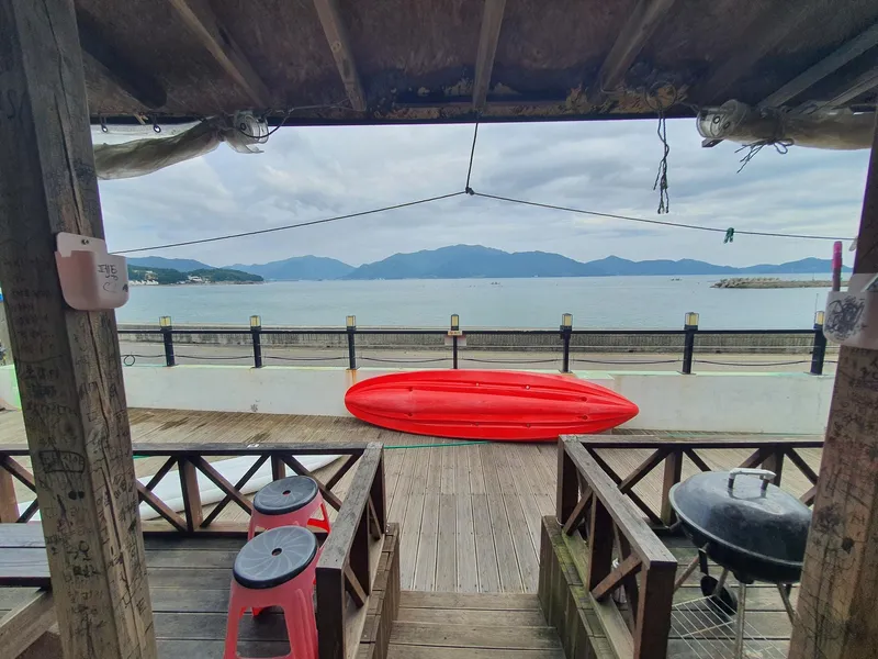 [Namhae] Ocean view one-room stay A right in front of Namhae Wolpo Beach 9