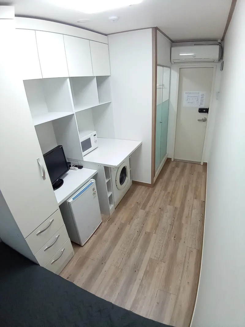 [경기 부천] 상동역 1분 거리에 위치한 초역세권 B #공용주방 3