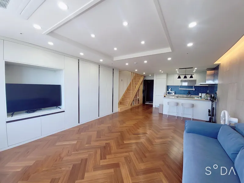 [Andeok, Seogwipo] The ultimate ocean view! Sanbangsan Mountain and the ocean at a glance! Stylish rooftop duplex house 12