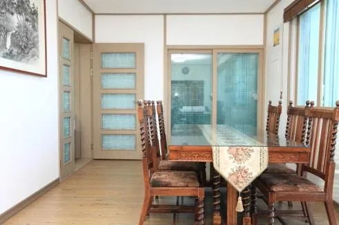 [Namwon, Seogwipo] (Seogwipo Oville House) Ocean View 2nd Floor One Room (Family B Room) 2