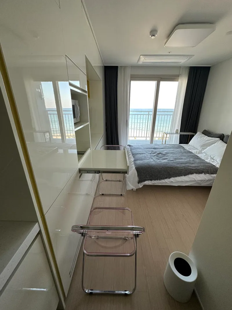 [Yangyang] 30-second walk to the beach / Frontal ocean view / Atmospheric accommodation with the sound of waves right in front 16