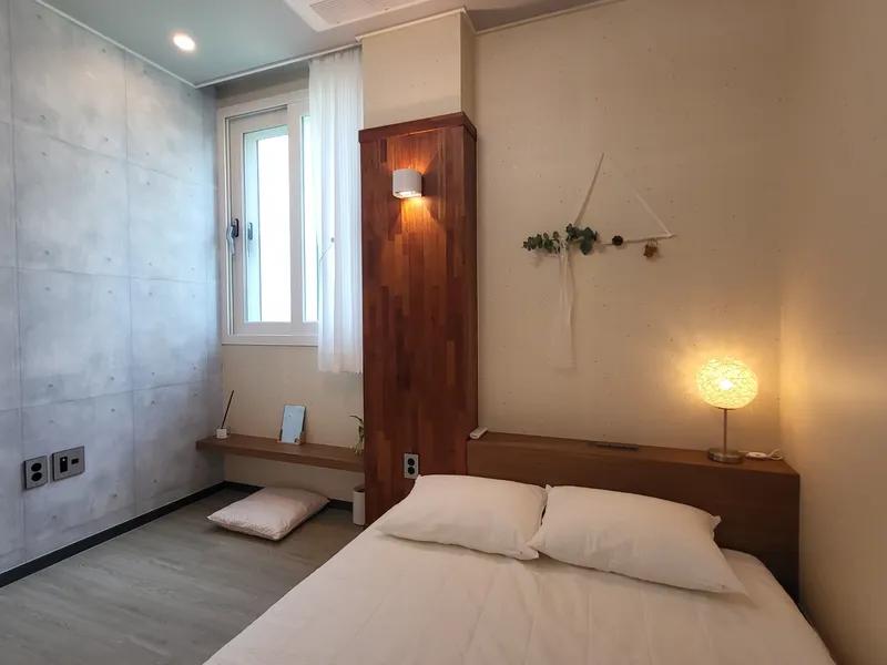 [제주 구좌] 하도바다 앞 한라산뷰 정겨운 밭담의 뒷마당이 아름다운 숙소 8