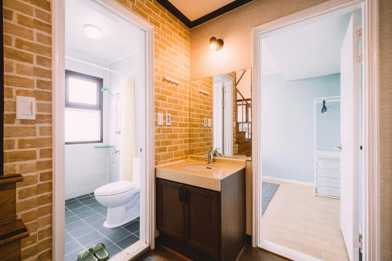 [Seongsan, Seogwipo] 1 minute walk to the sea, lawn, duplex B with large desk 9