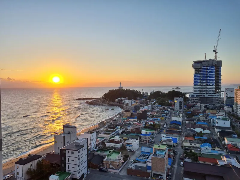 [Sokcho] 1.5 room with ocean view and lighthouse 8