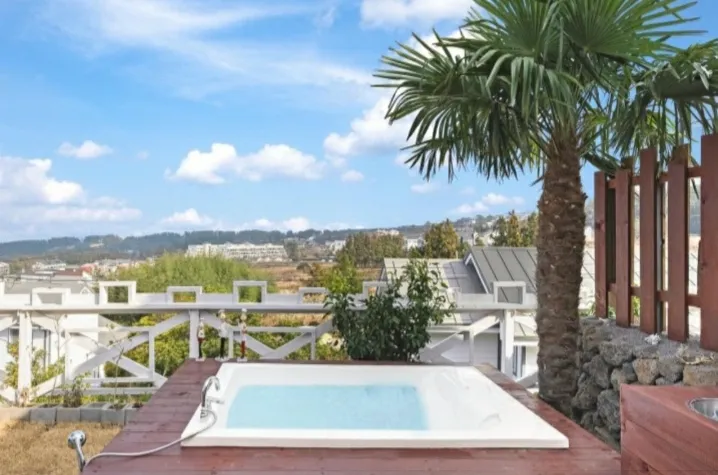 [Aewol, Jeju] Healing accommodation with sunrise and jacuzzi #Newly built accommodation Dalset 33