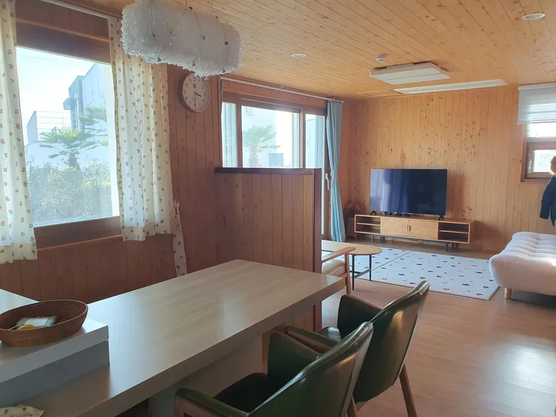 [Andeok, Seogwipo] #DaepyeongPort #Baksugijeong #GunsanOreum/2-story detached house 37