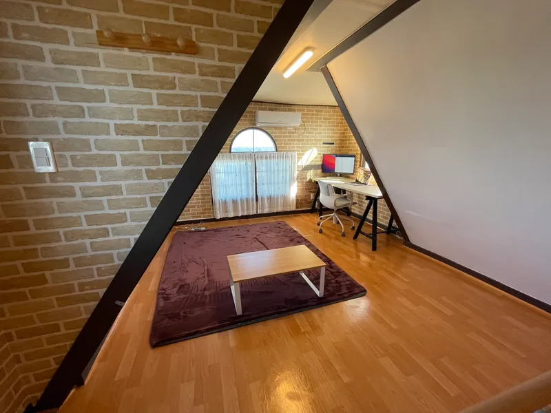 [Seongsan, Seogwipo] 1 minute walk to the sea, lawn, duplex B with large desk 4