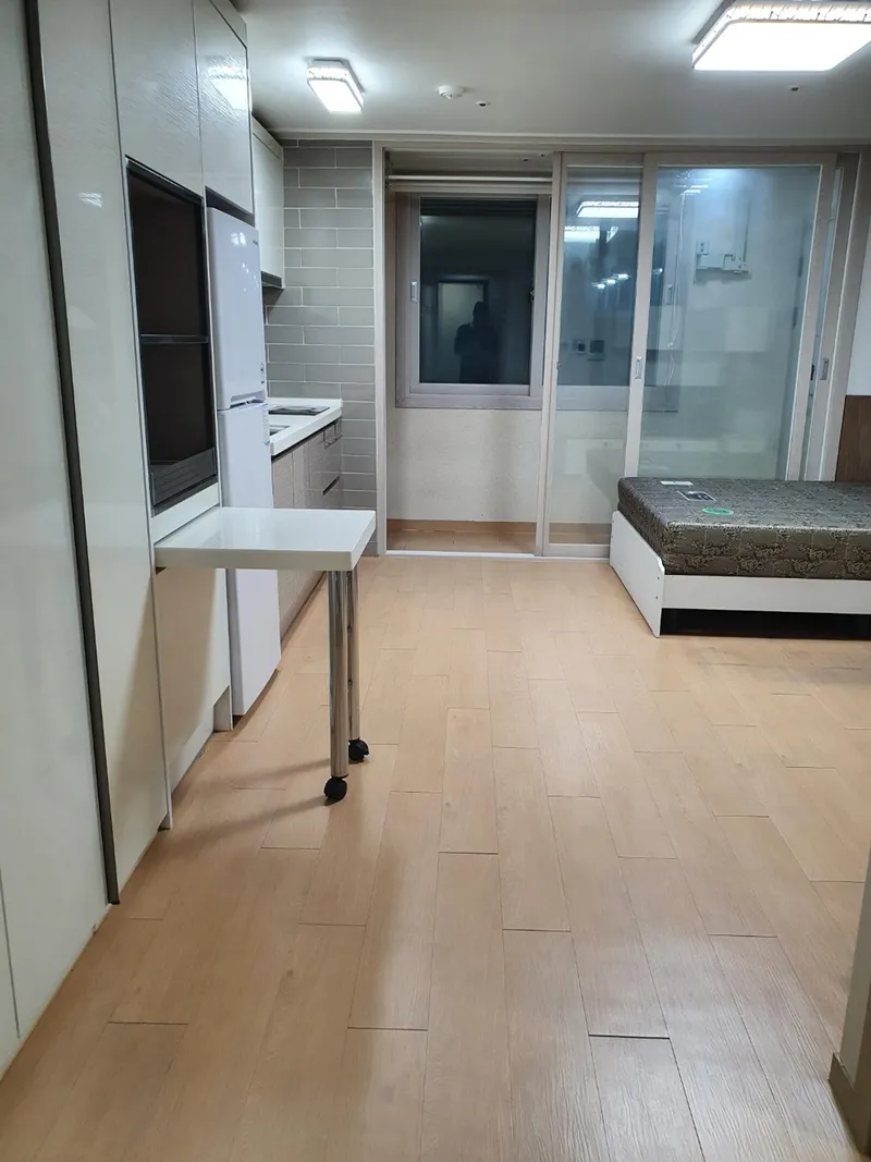 [Suyeong, Busan] A place with a great night view of Gwangan Bridge, located in the immediate vicinity of Suyeong Station. 2